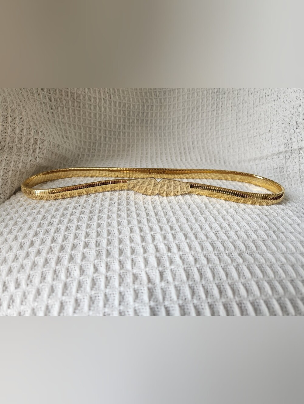 Vintage 70s Gold Tone Stretch Belt
